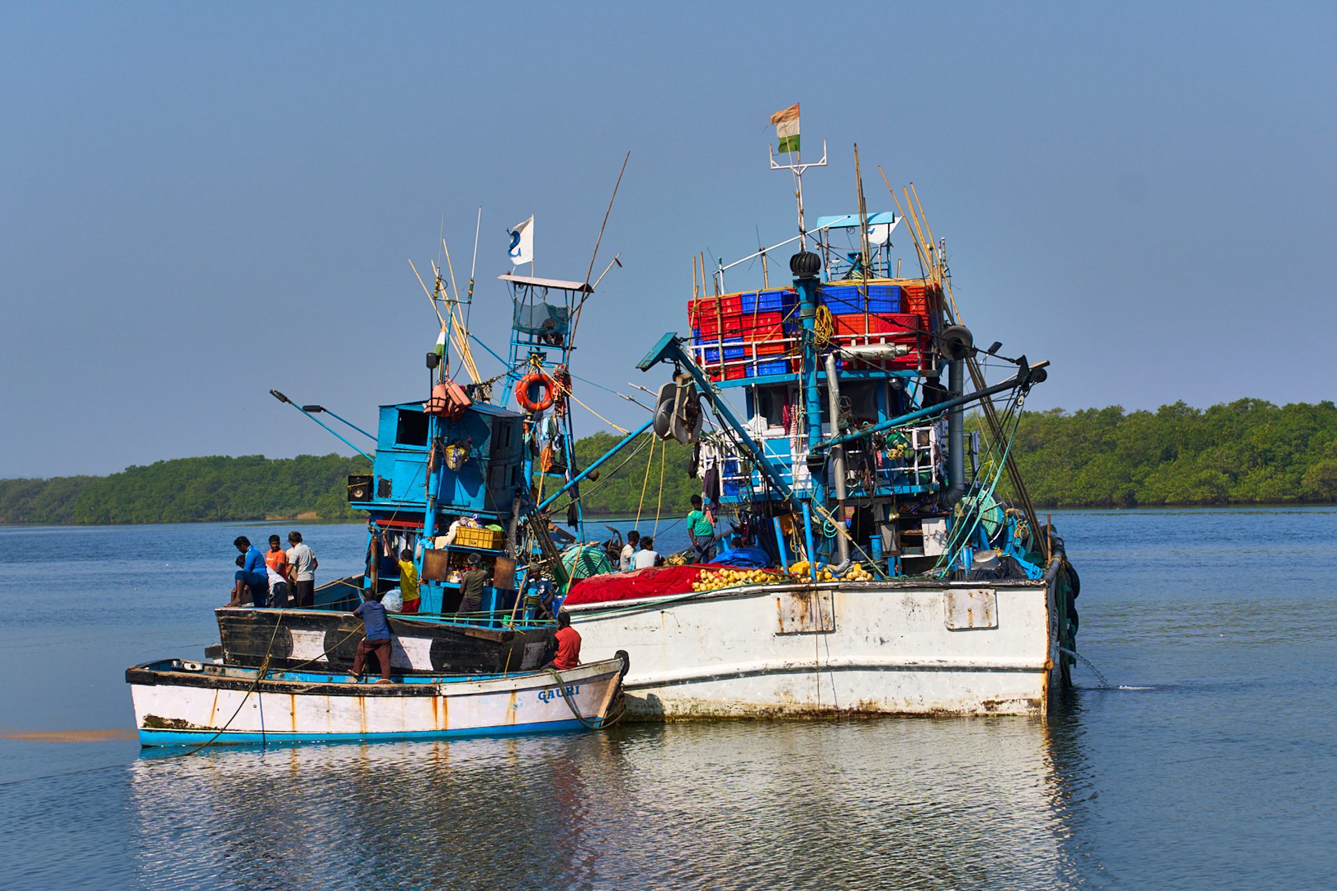 2 Fiskerbåde på vandet i Indien